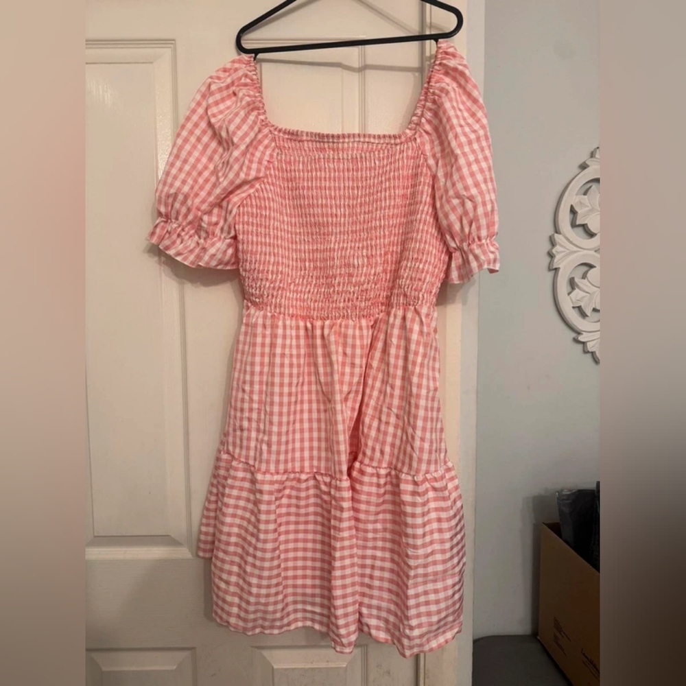 Pink Gingham Puff Sleeve Dress